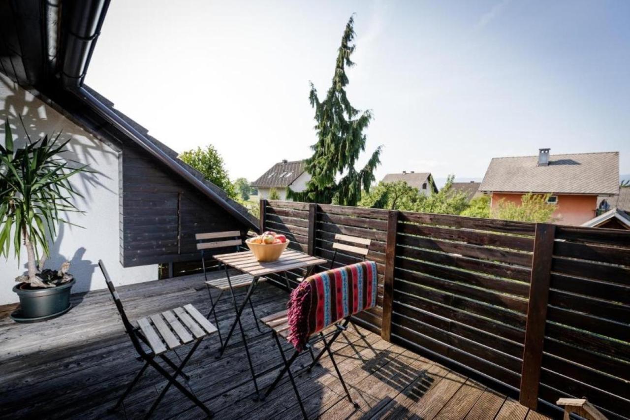 Cosy & Spacious Apt. Benc Zirovnica ภายนอก รูปภาพ